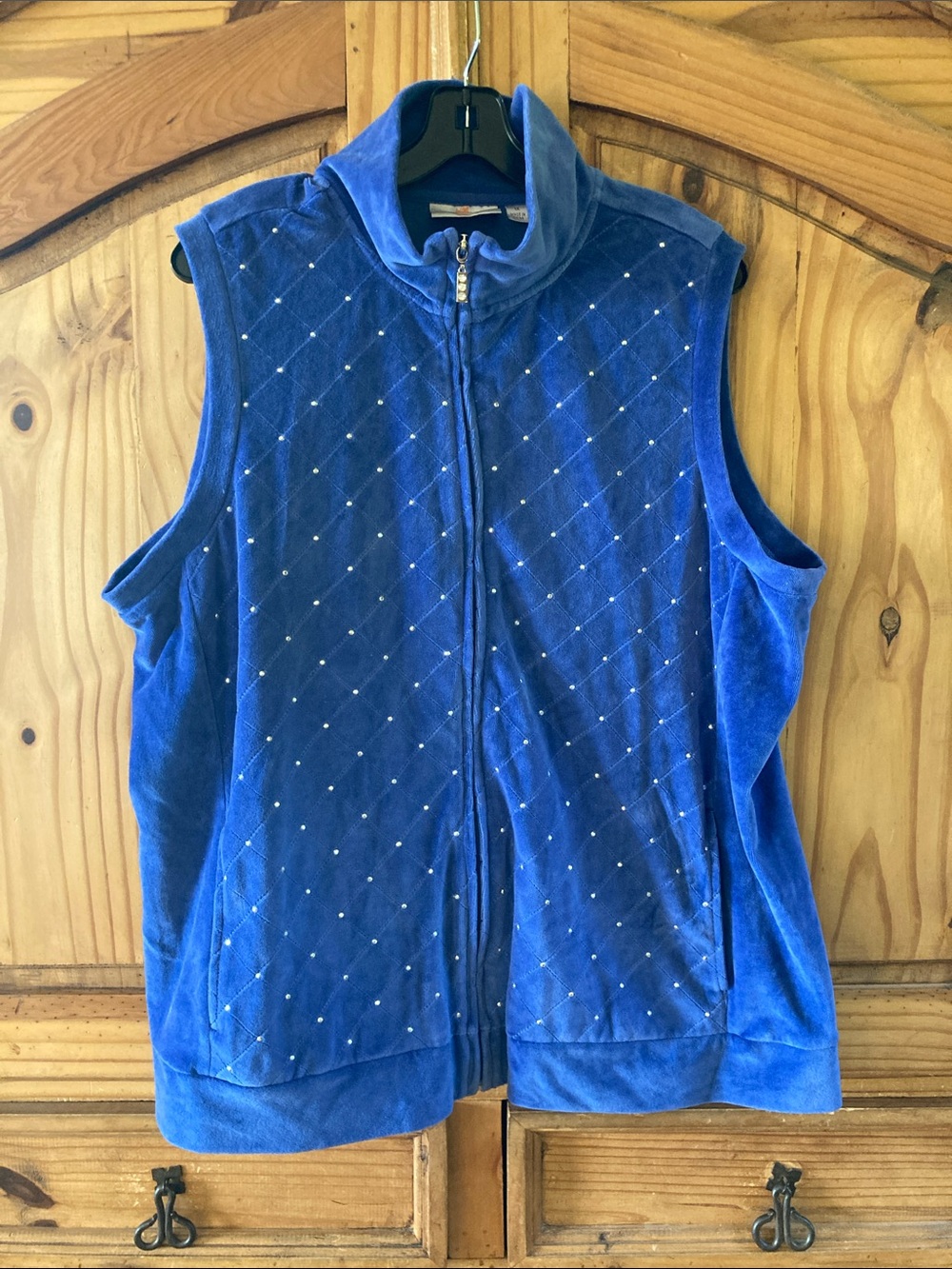 Women Quacker Factory purple rhinestone quilted vest size 1X